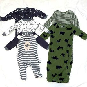 Bundle newborn onesies EUC